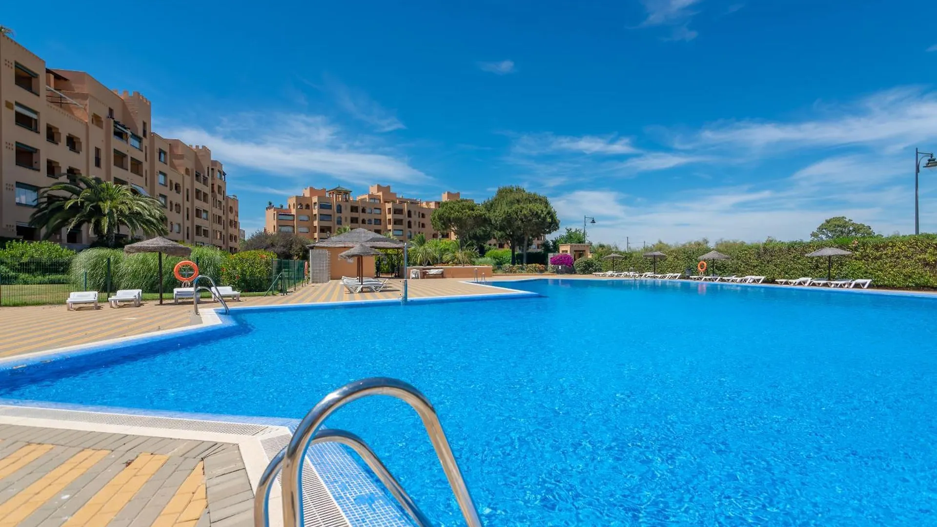 Los Albatros By H - Playa De Los Haraganes Hahb77P120 Isla Canela